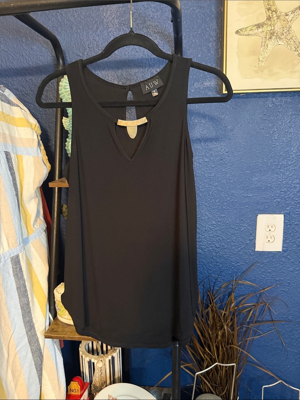 AUW Black Sleeveless Tank with Keyhole Accent